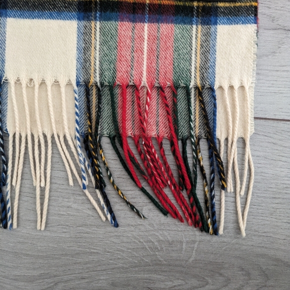 Lord & Taylor Red Tartan Scarf - Picture 3 of 4